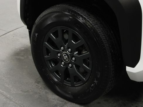 Used 2025 Toyota 4Runner SR5 RWD image 10