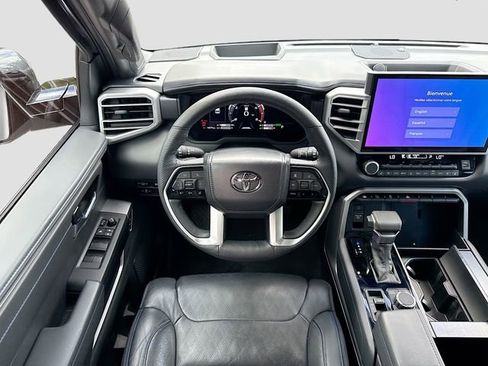 Used 2025 Toyota Sequoia Platinum AWD/4WD image 18