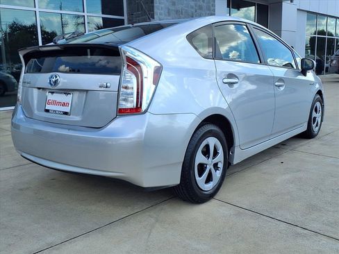 Used 2015 Toyota Prius Three image 24