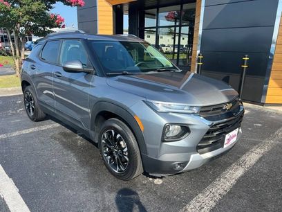 Used 2021 Chevrolet TrailBlazer LT w/ Convenience Package