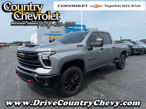 Used 2026 Chevrolet Silverado 2500 LT w/ Trail Boss Package AWD/4WD image 1