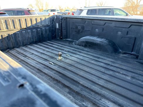 Used 2022 GMC Sierra 2500 AT4 image 40