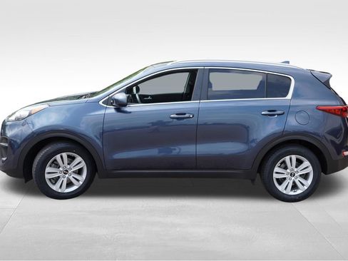 Used 2017 Kia Sportage LX w/ LX Popular Package FWD image 9