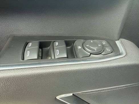 Used 2025 Chevrolet Silverado 2500 LT AWD/4WD image 27