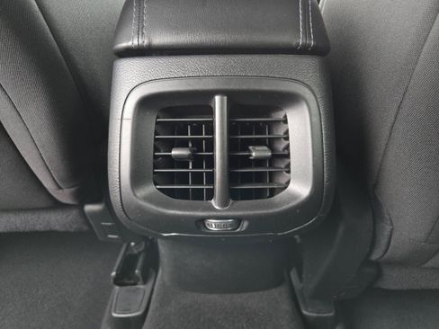 Certified 2021 Jeep Cherokee Latitude FWD image 24
