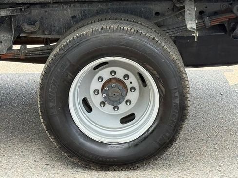 Used 2023 Ford F350 XL w/ Snow Plow Prep Package AWD/4WD image 7