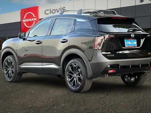 New 2026 Nissan Kicks SR w/ Illumination Package image 7