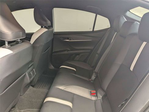Certified 2025 Toyota Camry SE FWD image 34