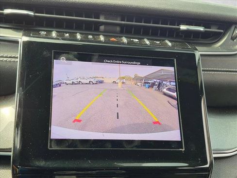 Used 2023 Jeep Grand Cherokee L Laredo RWD image 12