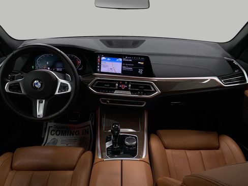 Used 2021 BMW X5 xDrive40i w/ M Sport Package AWD/4WD image 24