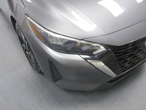 Used 2024 Nissan Sentra SV FWD image 10