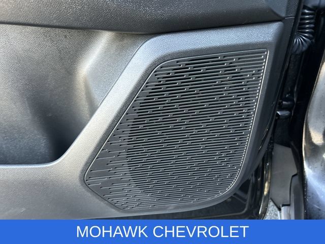 Used 2026 Chevrolet Equinox LT AWD/4WD image 24