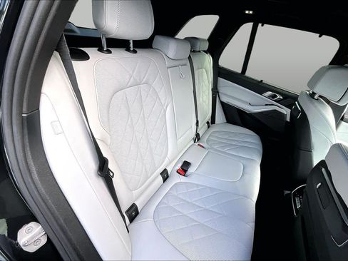 Used 2026 BMW X5 sDrive40i w/ M Sport Package RWD image 20