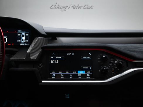 Used 2021 Ford GT Heritage Edition image 36