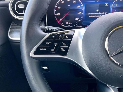 Used 2025 Mercedes-Benz GLC 300 GLC 300 image 19