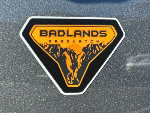 New 2025 Ford Bronco Badlands image 8