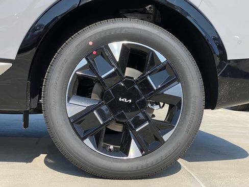 New 2026 Kia Sportage SX Prestige AWD/4WD image 10