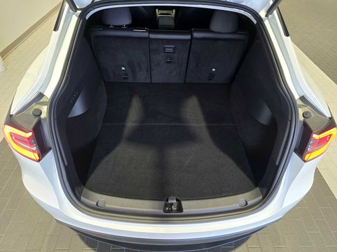 Used 2021 Tesla Model Y Long Range image 15