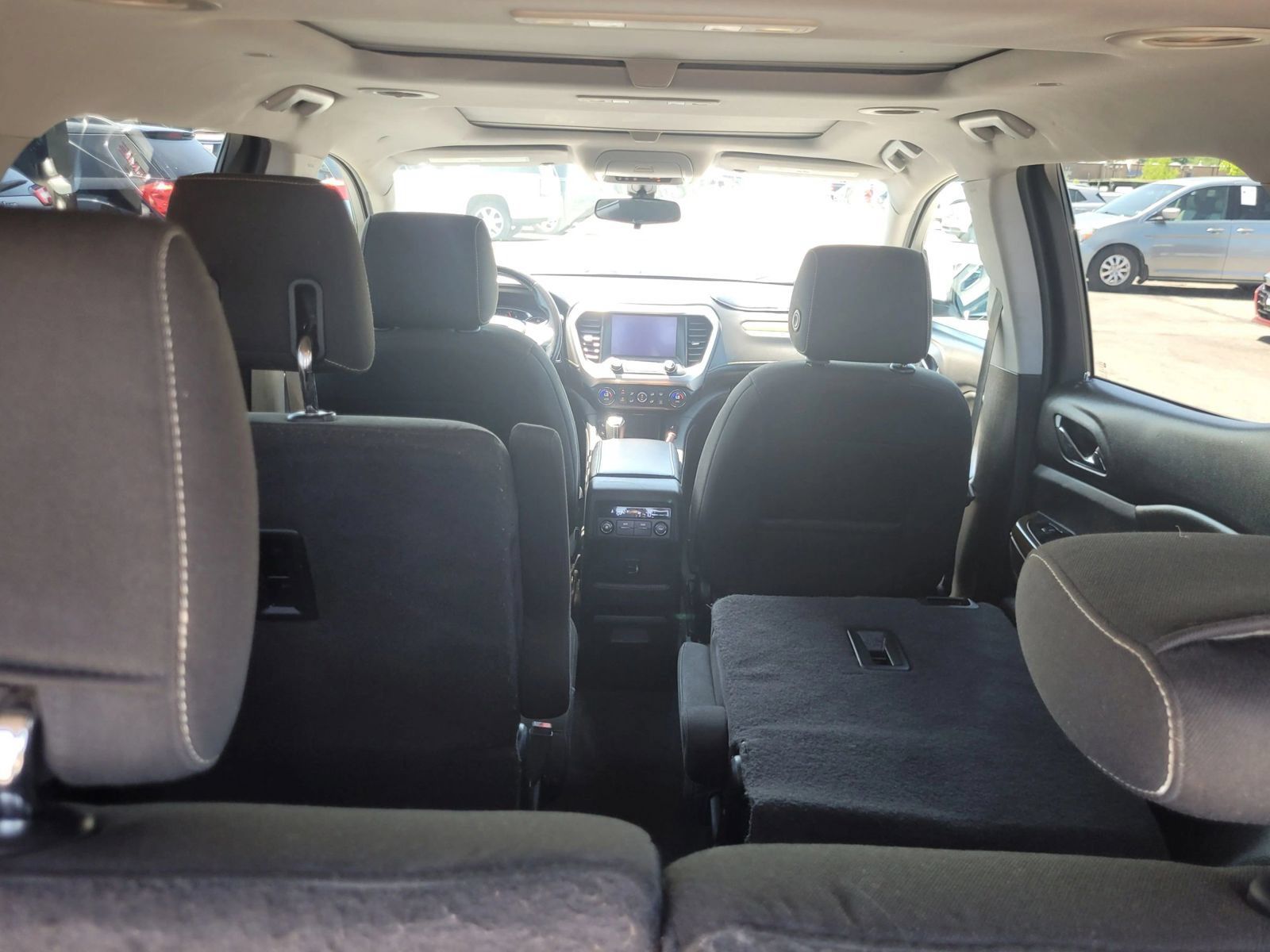Used 2017 GMC Acadia SLE w/ Driver Alert Package I FWD image 20