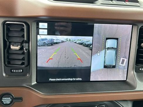 Used 2024 Ford Bronco Outer Banks AWD/4WD image 17