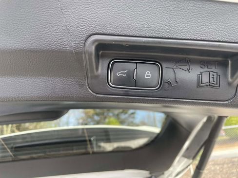 Used 2025 Ford Explorer ST-Line w/ ST-Line Street Pack AWD/4WD image 48