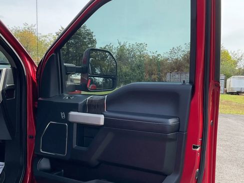 Used 2020 Ford F250 Lariat w/ Lariat Value Package image 47