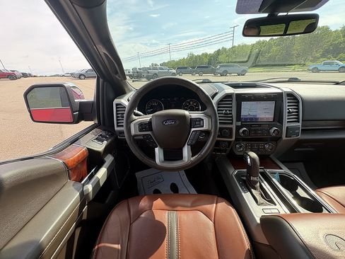 Used 2020 Ford F150 King Ranch w/ Equipment Group 601A Luxury AWD/4WD image 20