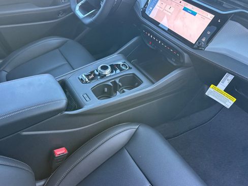 New 2026 Jeep Cherokee Limited image 19