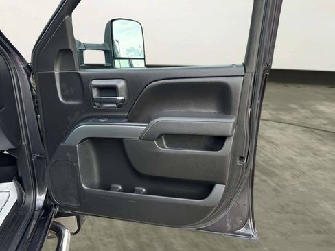 Used 2015 Chevrolet Silverado 2500 LT AWD/4WD image 16