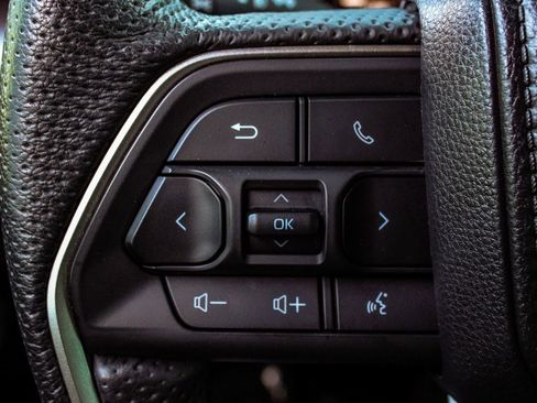 Used 2024 Toyota Tacoma TRD Off-Road image 25