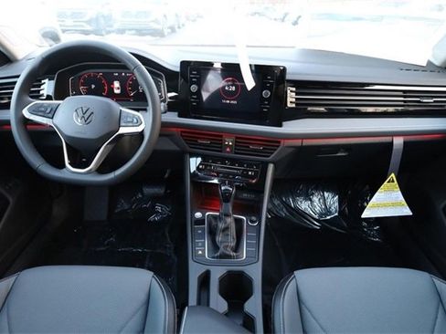 New 2026 Volkswagen Jetta SEL image 25