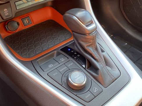 Used 2023 Toyota RAV4 Adventure image 19