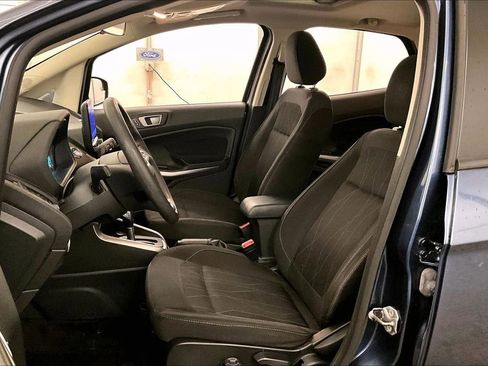 Certified 2021 Ford EcoSport SE image 24