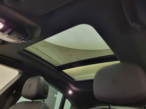 Used 2023 Maserati Levante GT image 21