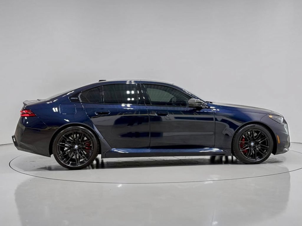 Used 2026 BMW M5 w/ Executive Package AWD/4WD image 15