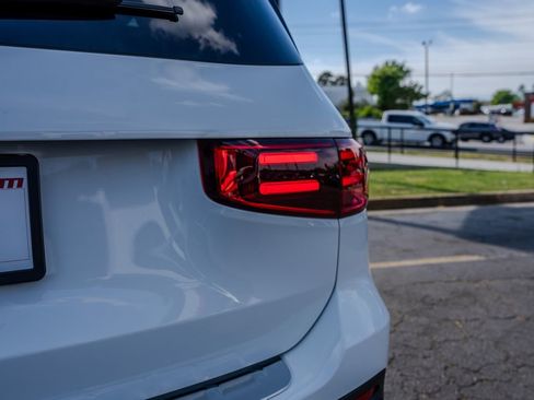 Used 2024 Mercedes-Benz GLB 250 image 28