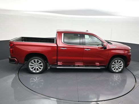 Used 2020 Chevrolet Silverado 1500 High Country w/ Technology Package image 20