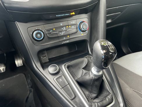 Used 2016 Ford Focus ST image 27