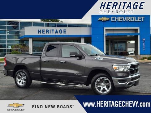 Used 2020 RAM 1500 Big Horn AWD/4WD image 1