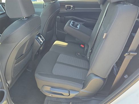 New 2026 Kia Sorento LX image 18