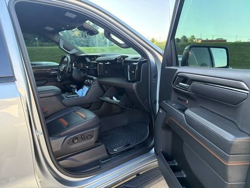 Used 2023 GMC Sierra 1500 AT4 AWD/4WD image 30