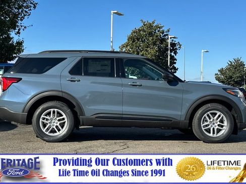 New 2026 Ford Explorer Active image 3