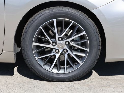 Used 2018 Lexus ES 350 350 w/ Luxury Package w/Wood Trim image 11