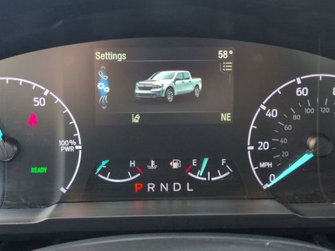 Used 2023 Ford Maverick XLT image 18