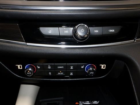 Used 2023 Buick Enclave Essence w/ Experience Buick Package image 37