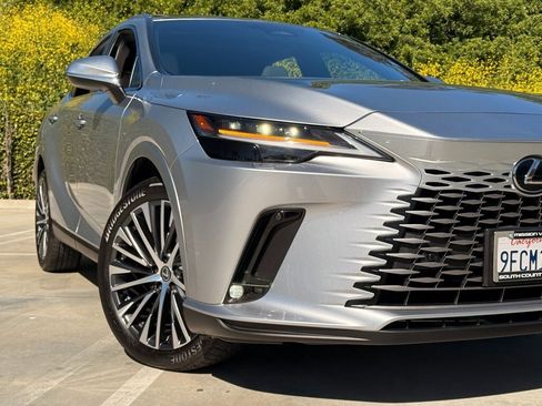 Certified 2023 Lexus RX 350 Premium Plus w/ Accessory Package (Z1) image 7