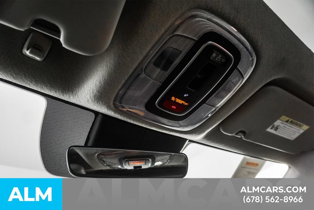 Used 2025 Hyundai Elantra Limited FWD image 59