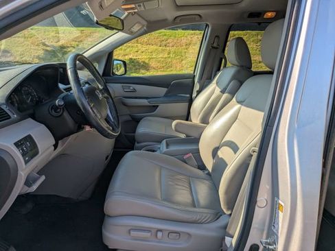 Used 2011 Honda Odyssey EX-L image 22