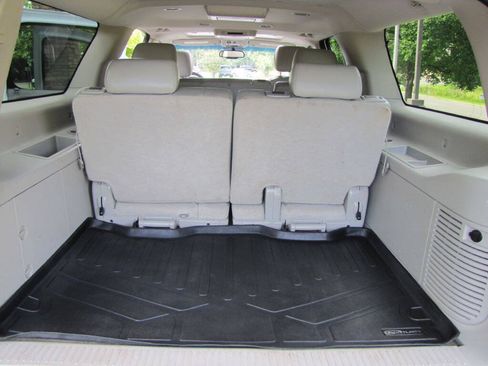 Used 2012 Chevrolet Suburban LT w/ Suspension Package, Off-Road AWD/4WD image 20