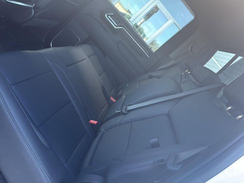 New 2026 GMC Sierra 2500 SLT w/ SLT Premium Package image 15